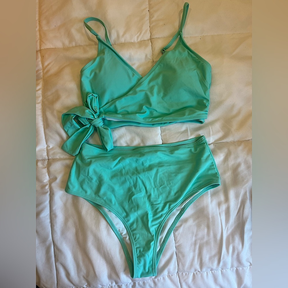 NWOT SHEIN Wrap Top High-Waisted Bikini